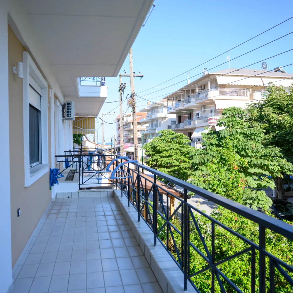 Velika prostrana terasa apartman u Grčkoj